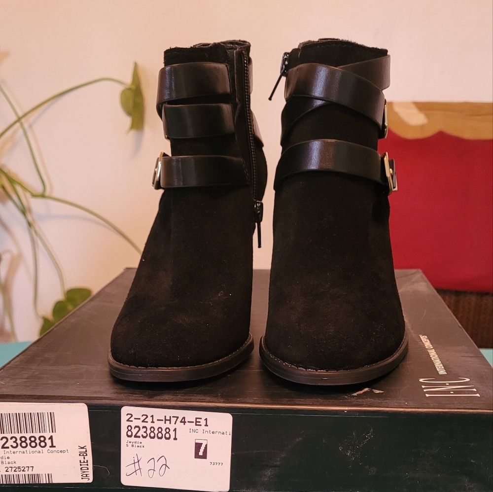 International Concepts Black suede bootie